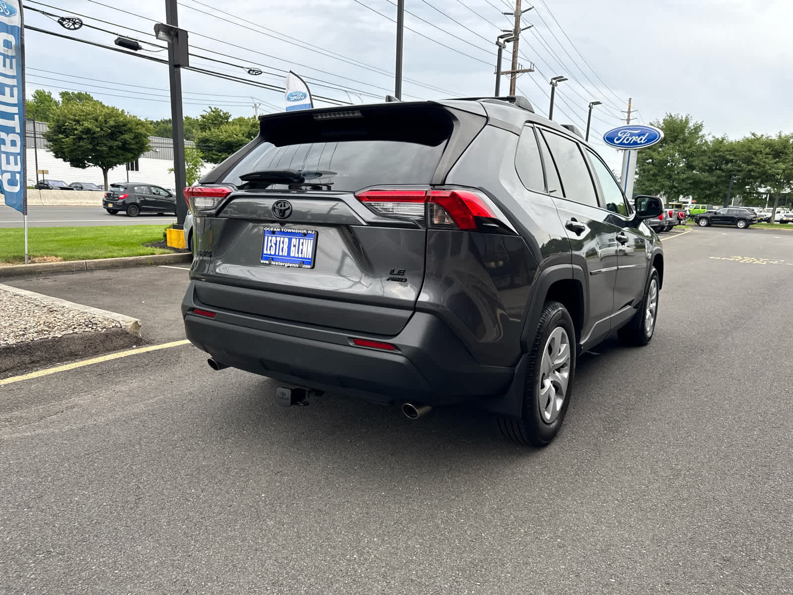 2020 Toyota RAV4 LE