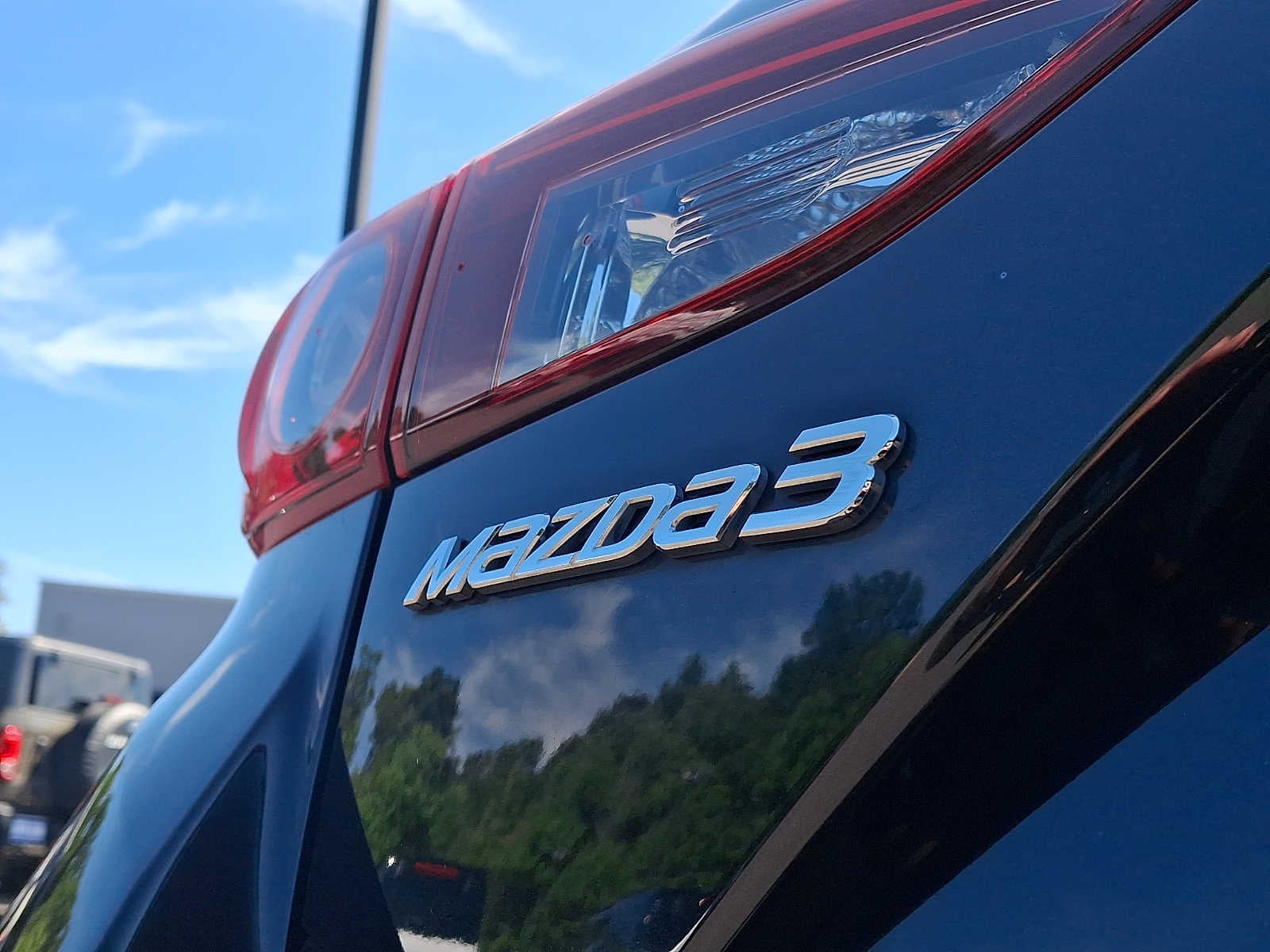2018 Mazda Mazda3 5-Door Touring