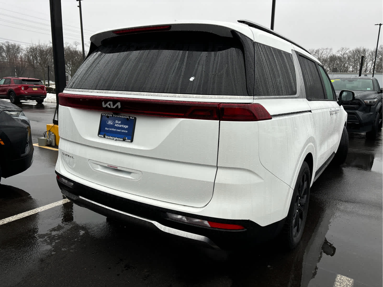 2024 Kia Carnival SX