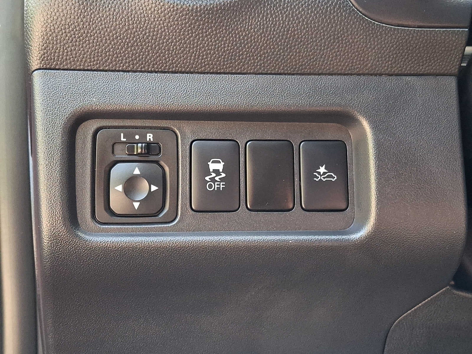 2022 Mitsubishi Mirage ES