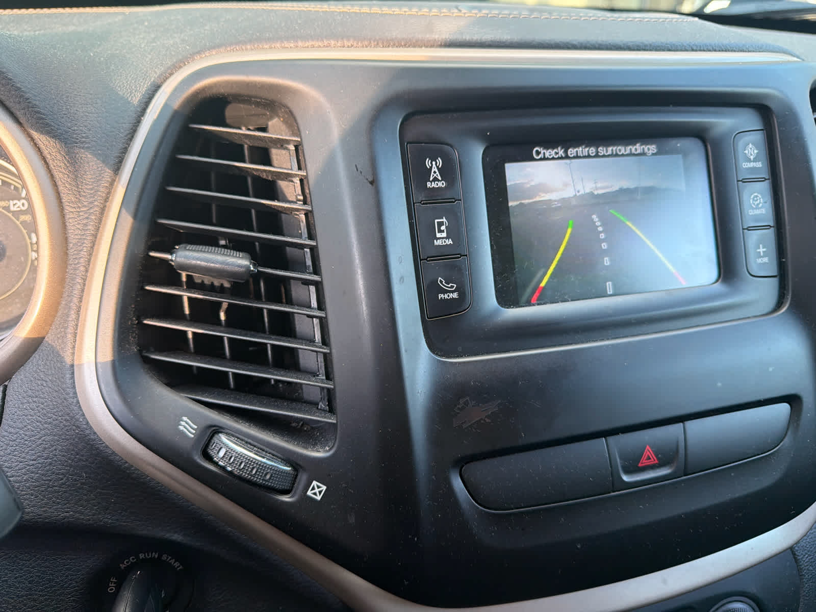 2016 Jeep Cherokee Altitude
