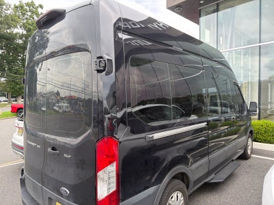 2023 Ford Transit Passenger Wagon XLT