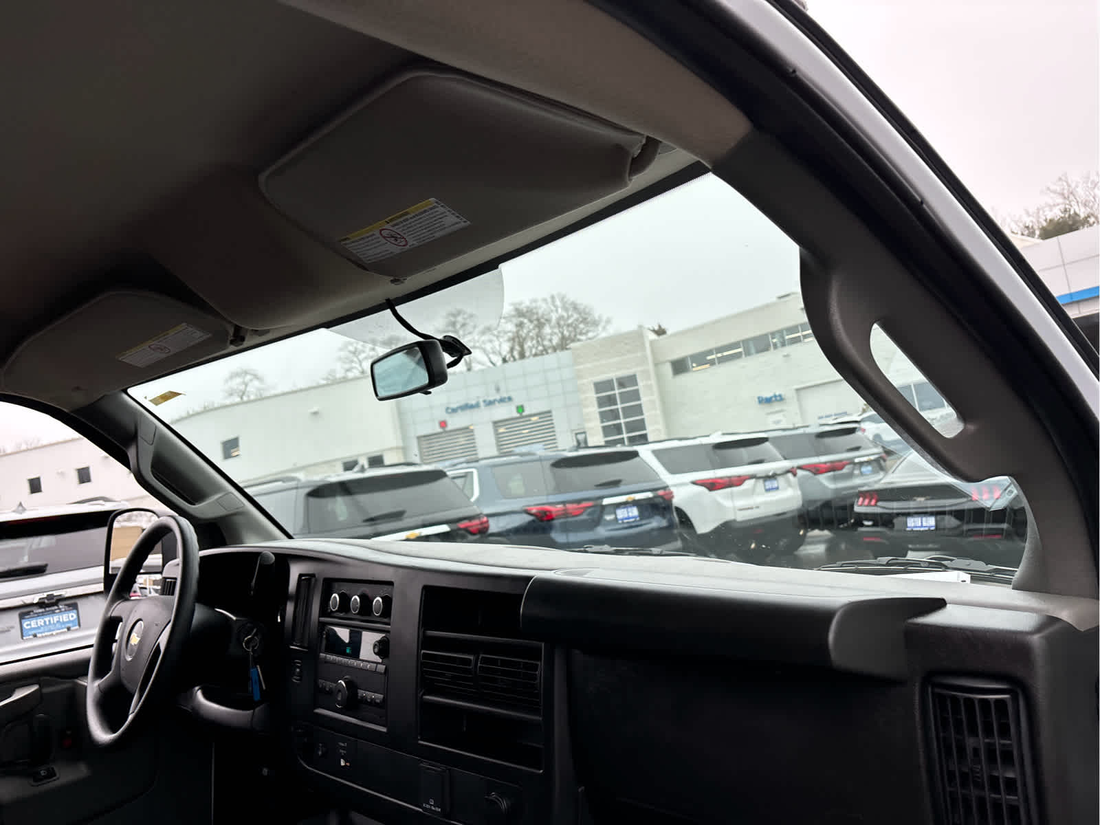 2024 Chevrolet Express RWD 2500 135"