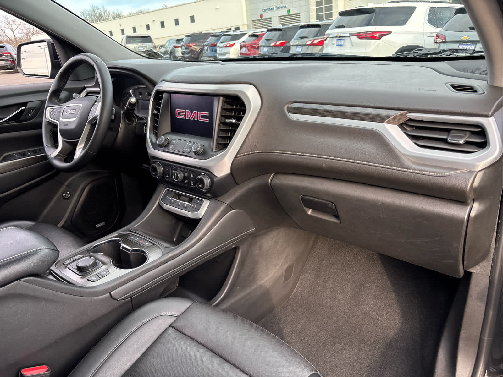 2023 GMC Acadia SLT