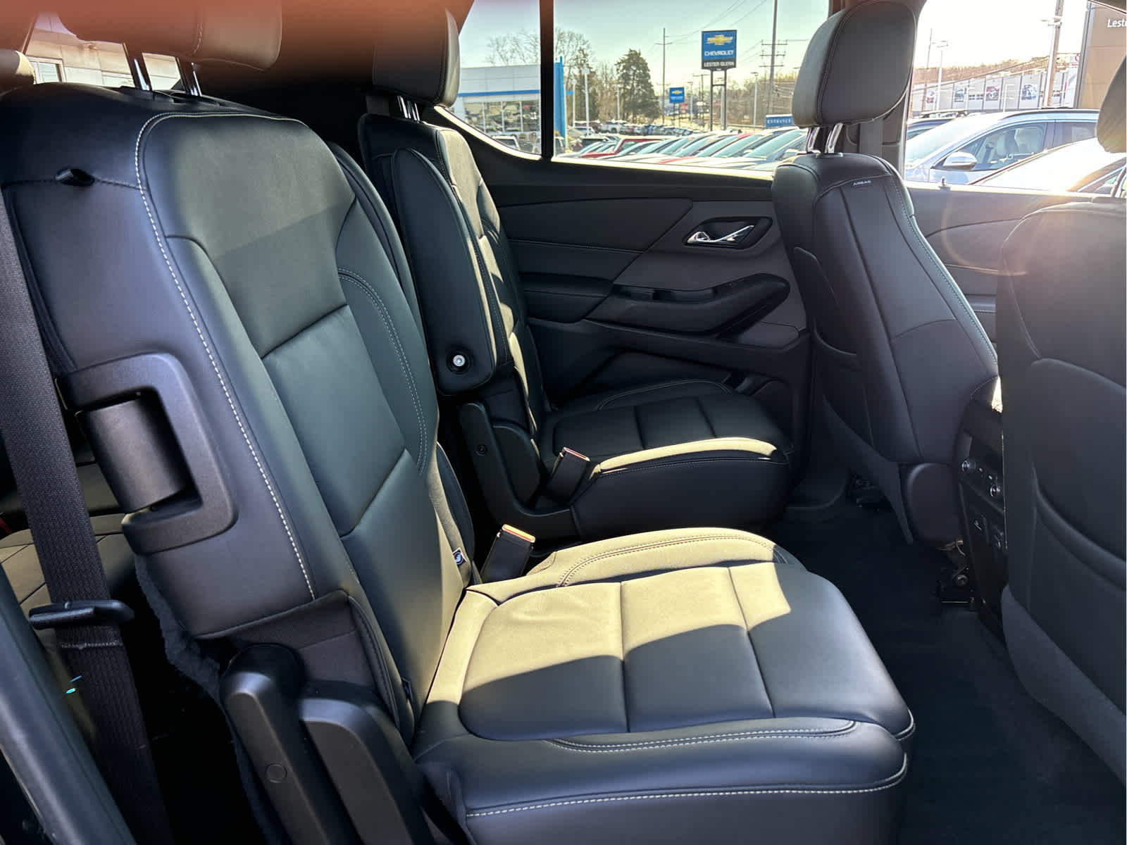 2023 Chevrolet Traverse LT Leather