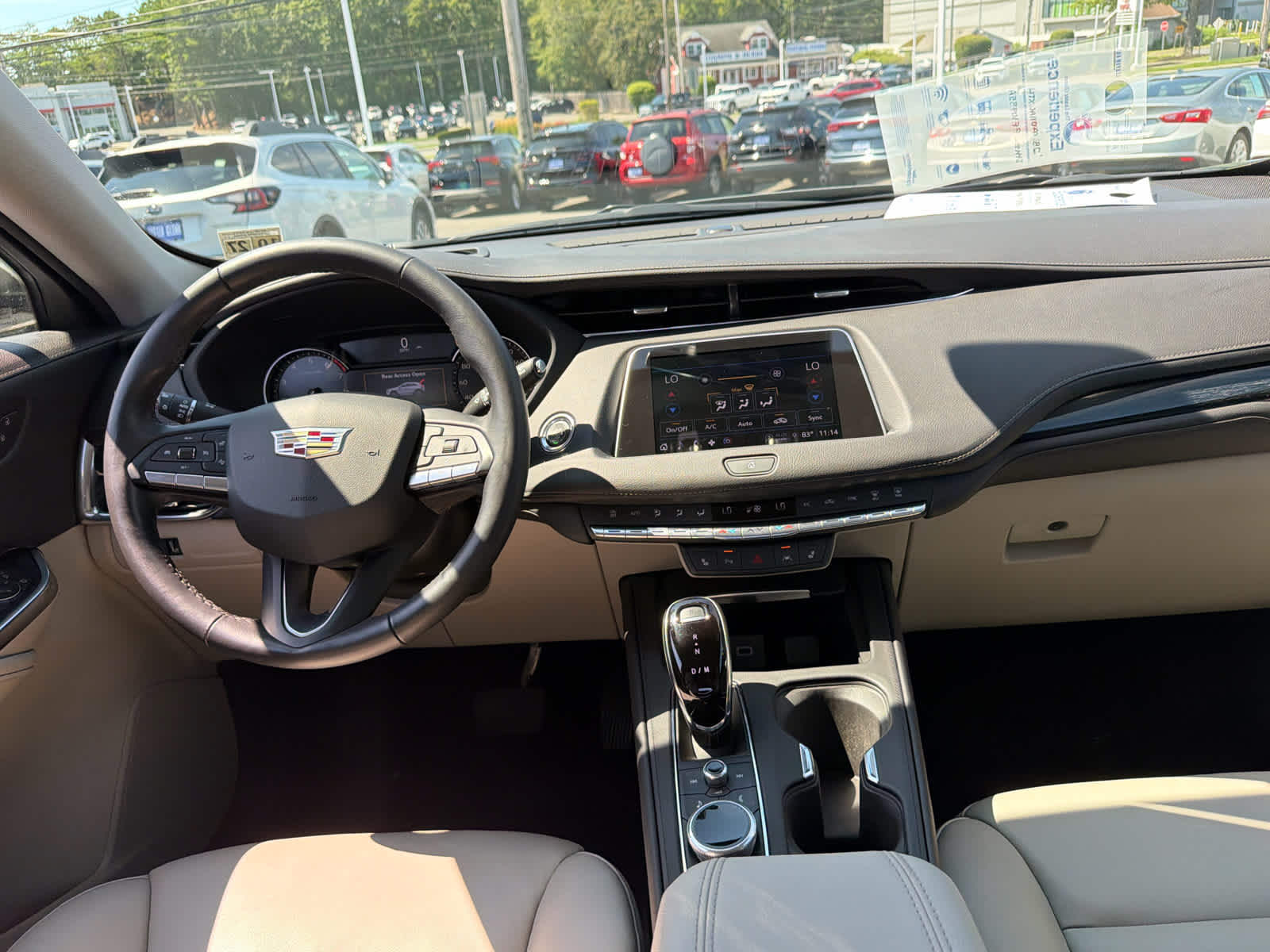 2023 Cadillac XT4 AWD Premium Luxury