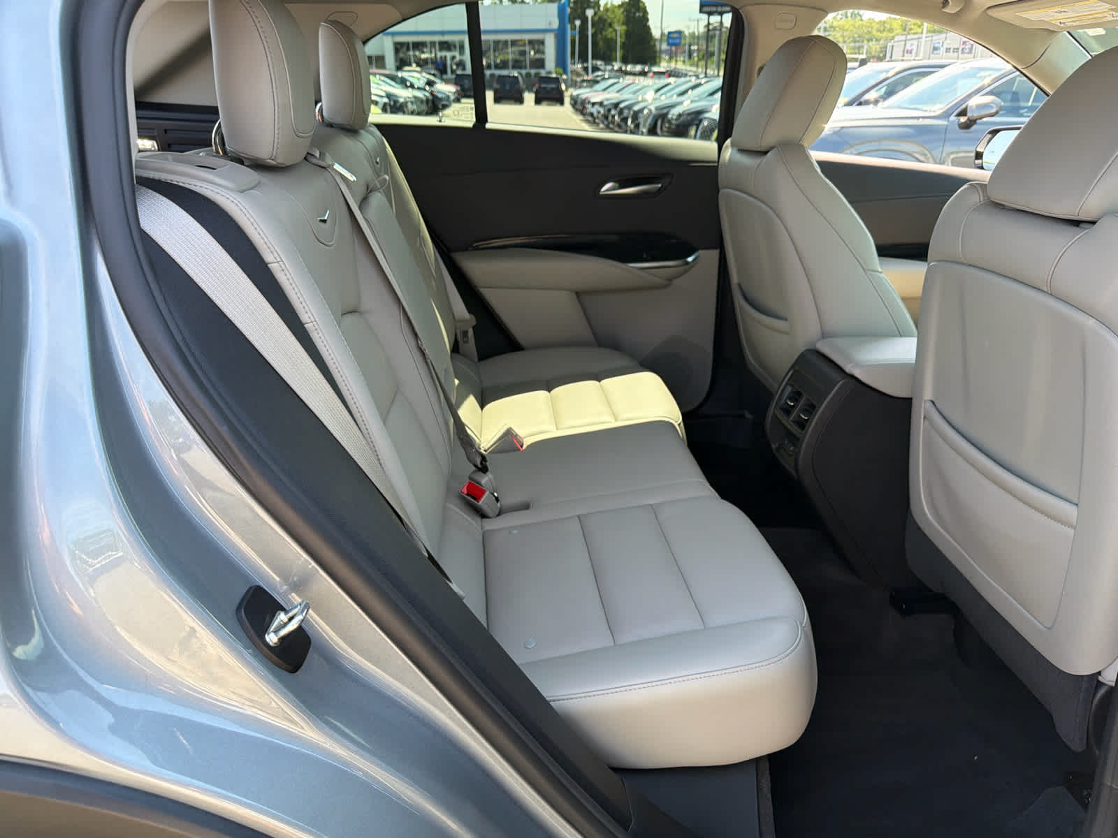 2023 Cadillac XT4 AWD Premium Luxury