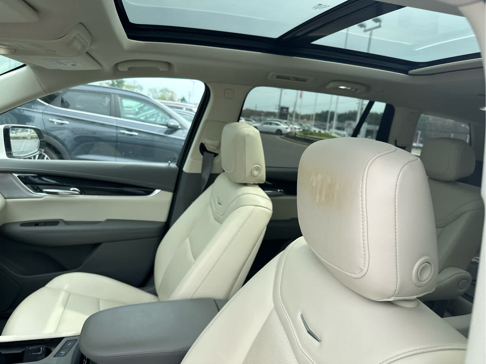 2022 Cadillac XT6 Premium Luxury