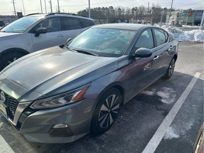 2021 Nissan Altima 2.5 SV