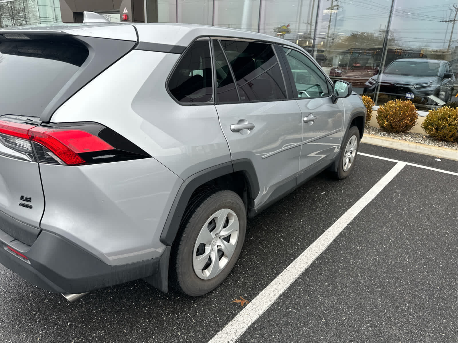 2023 Toyota RAV4 LE