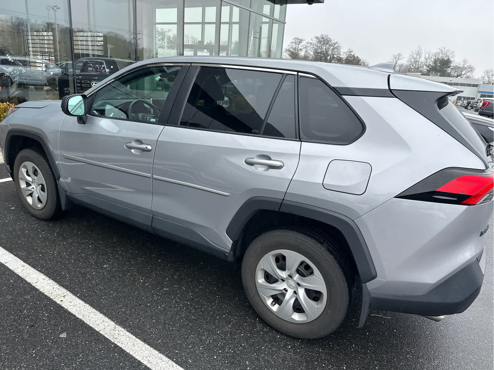2023 Toyota RAV4 LE