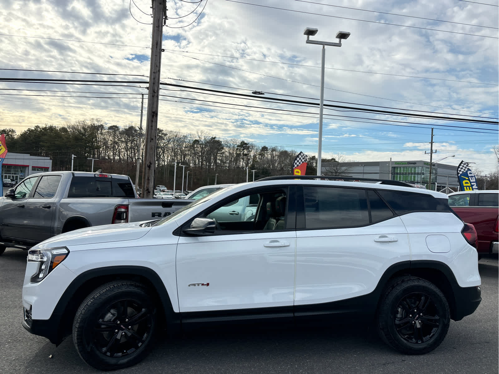 2023 GMC Terrain AT4