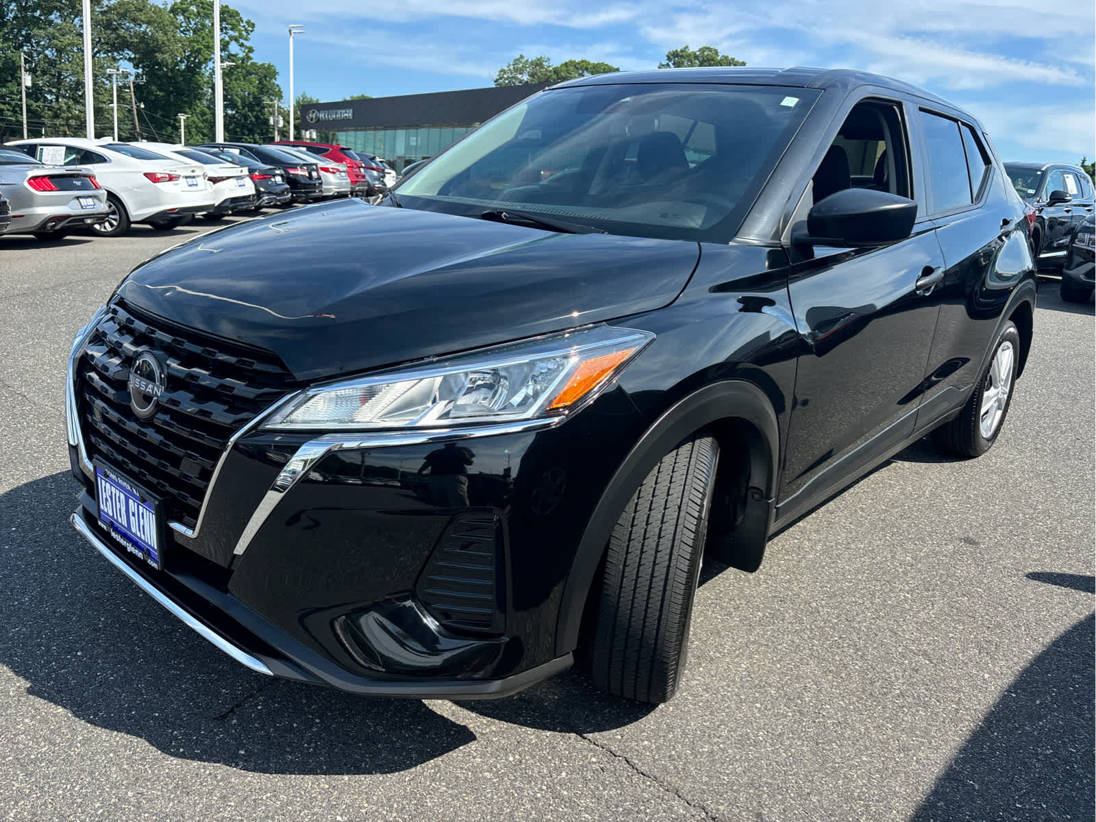 2025 Nissan Kicks Play S