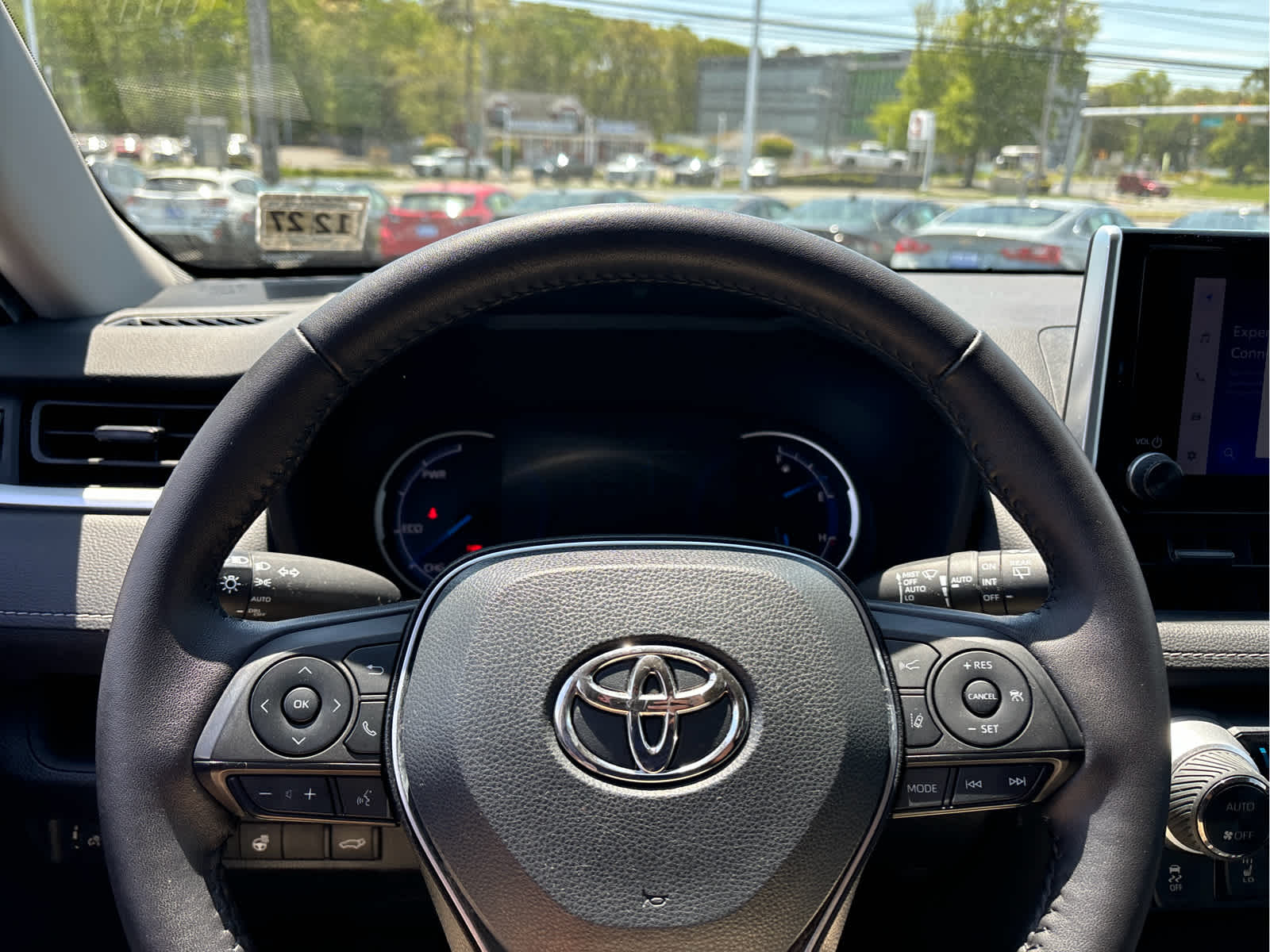 2023 Toyota RAV4 Hybrid XLE