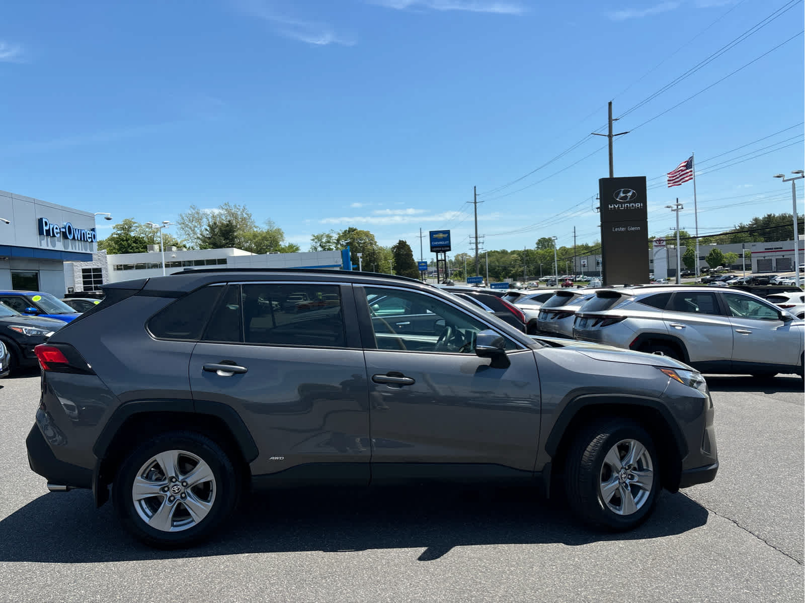 2023 Toyota RAV4 Hybrid XLE