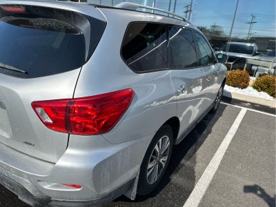 2017 Nissan Pathfinder S