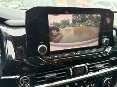 2023 Nissan Pathfinder SV