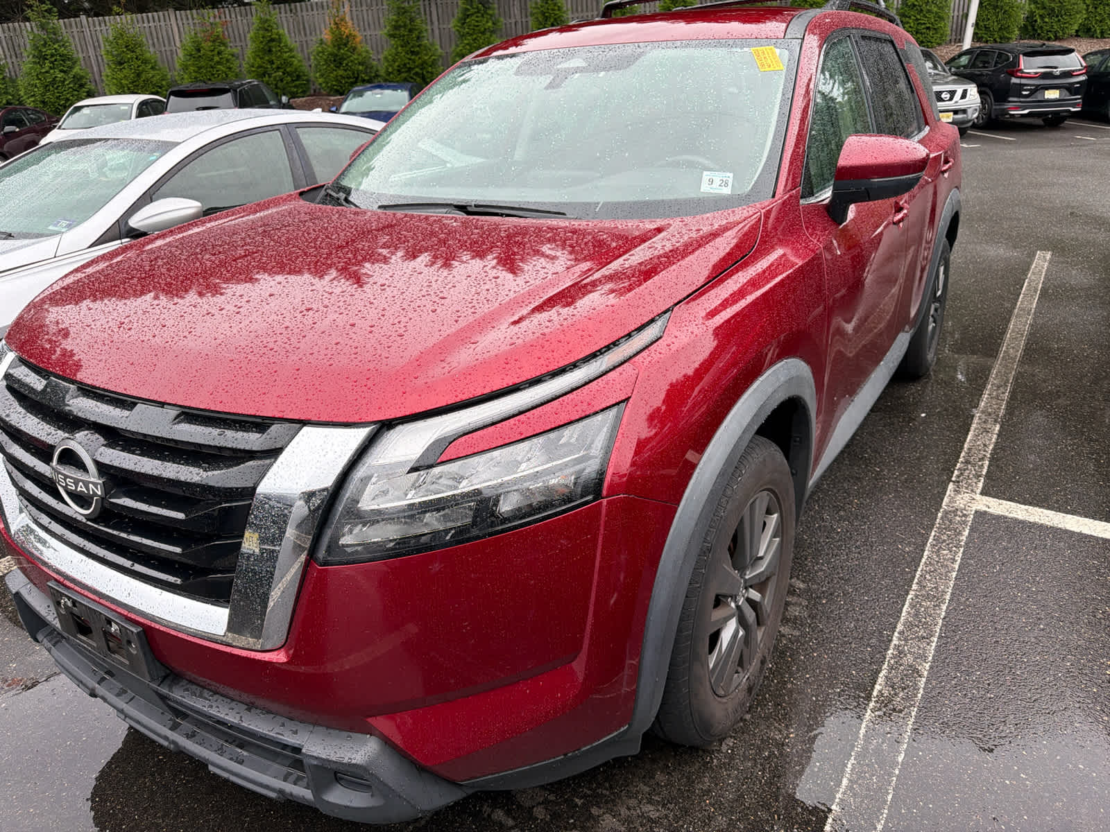 2023 Nissan Pathfinder SV