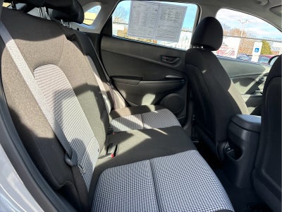 2023 Hyundai Kona SE