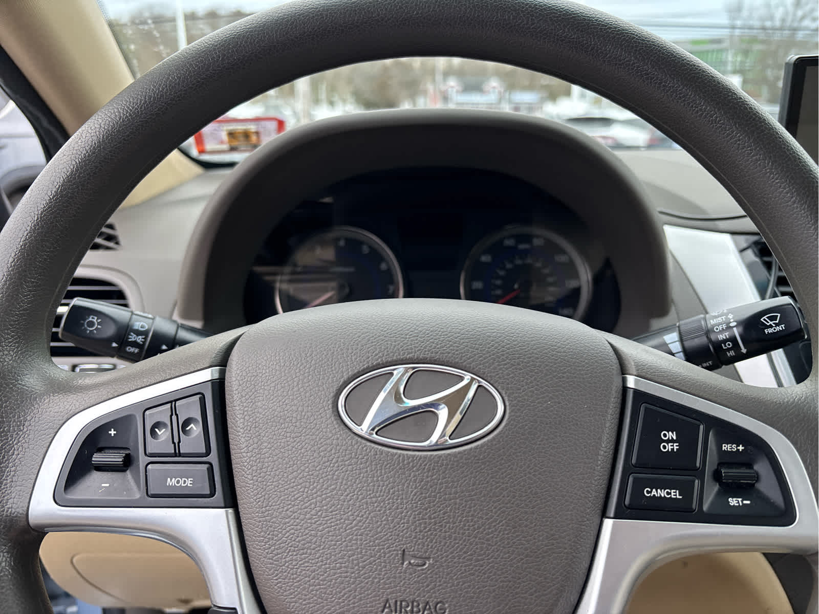 2012 Hyundai Accent GLS