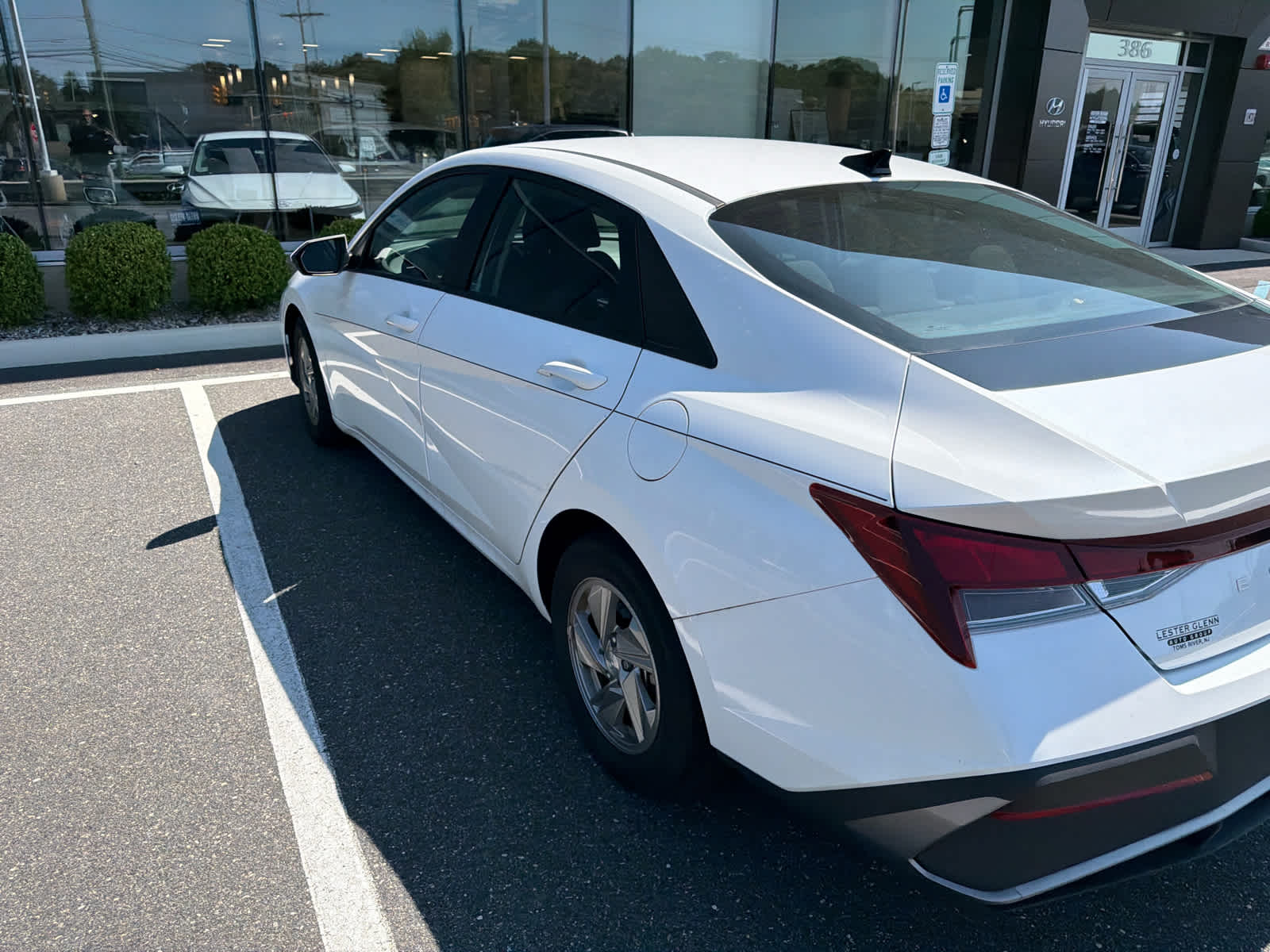 2024 Hyundai Elantra SE