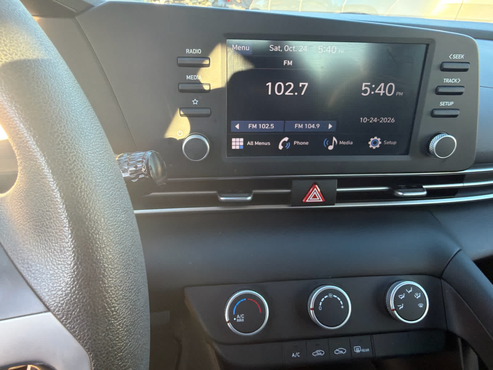 2024 Hyundai Elantra SE