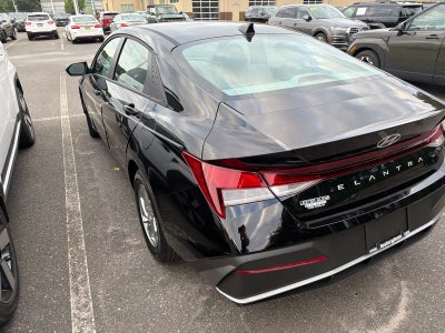 2026 Hyundai Elantra SE