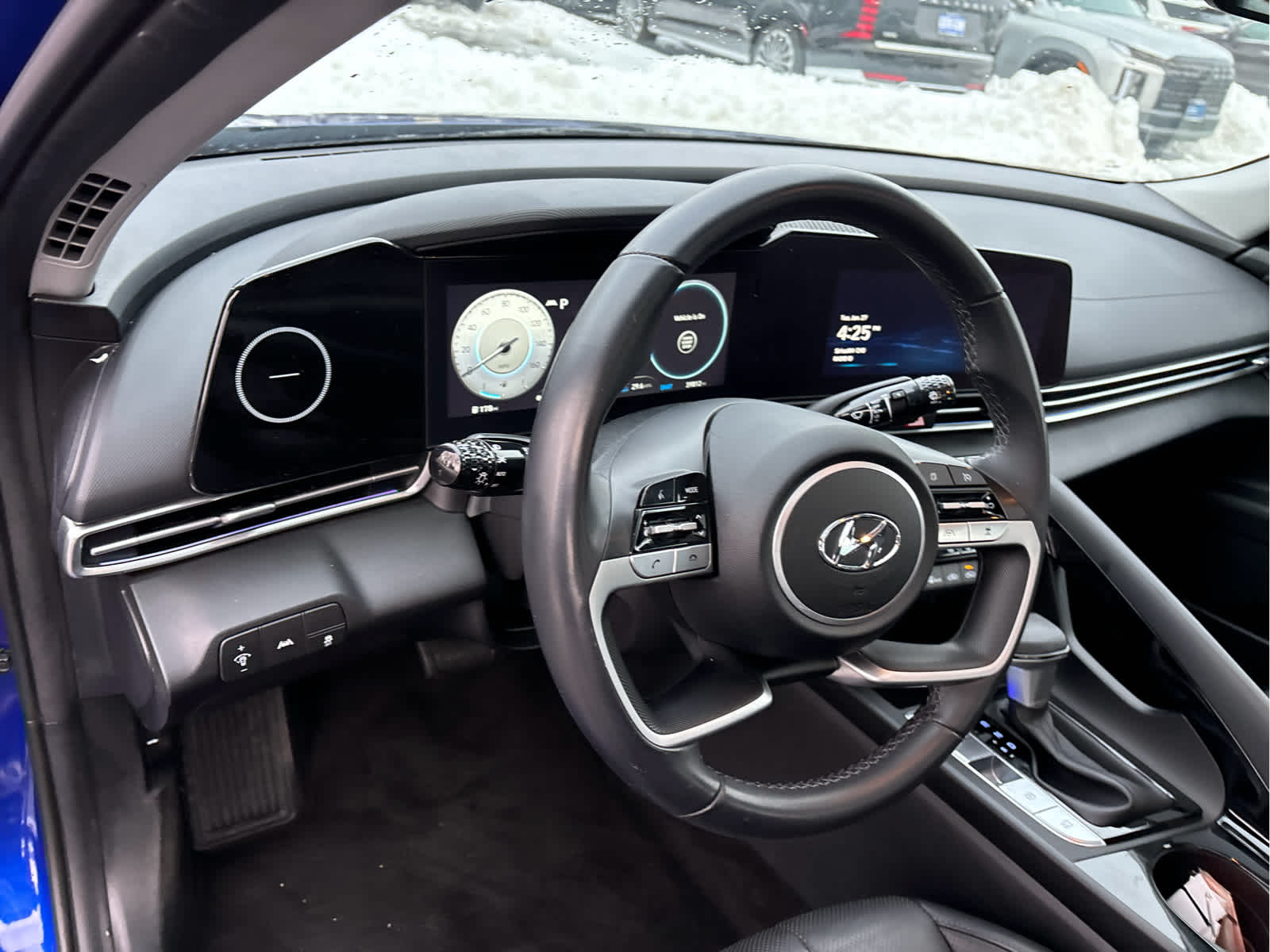 2023 Hyundai Elantra Limited