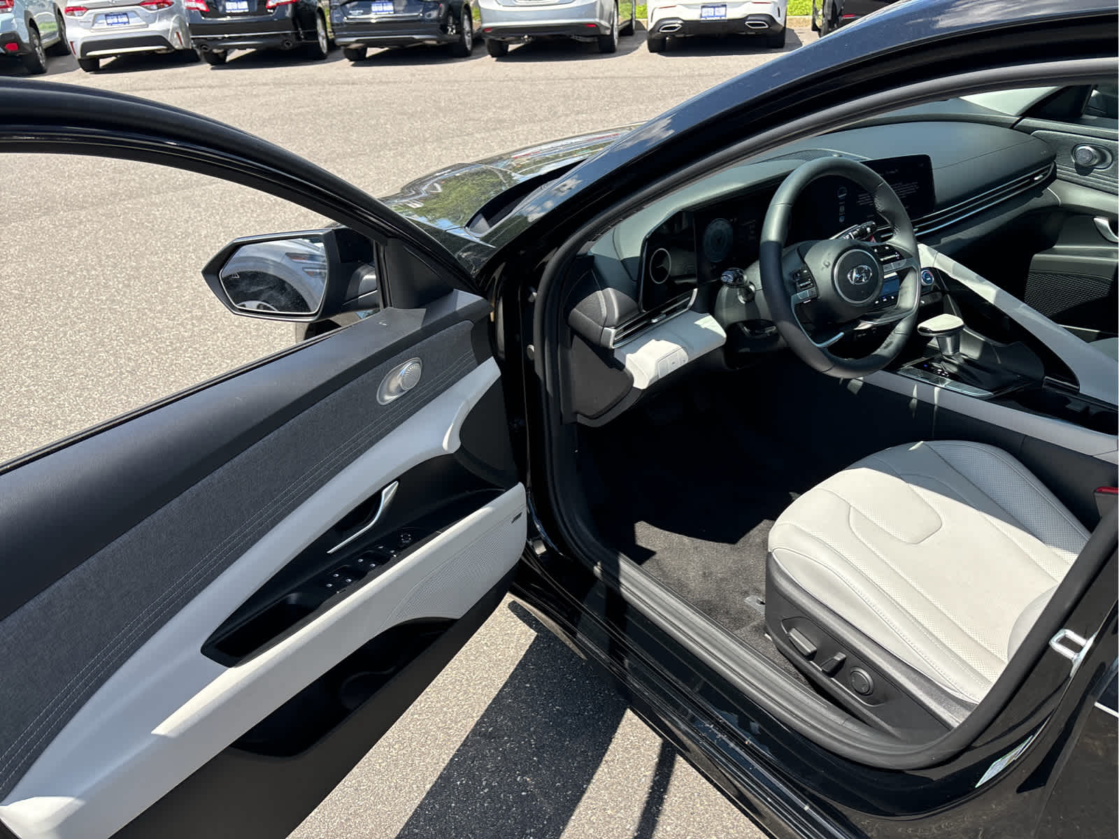 2023 Hyundai Elantra Limited