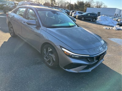 2024 Hyundai Elantra Limited