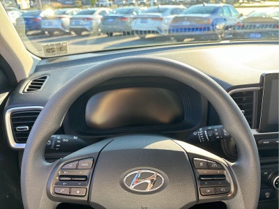 2024 Hyundai Venue SE