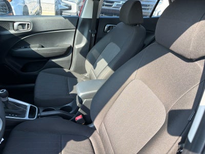 2023 Hyundai Venue SE