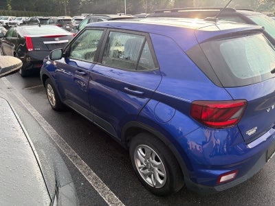 2023 Hyundai Venue SE
