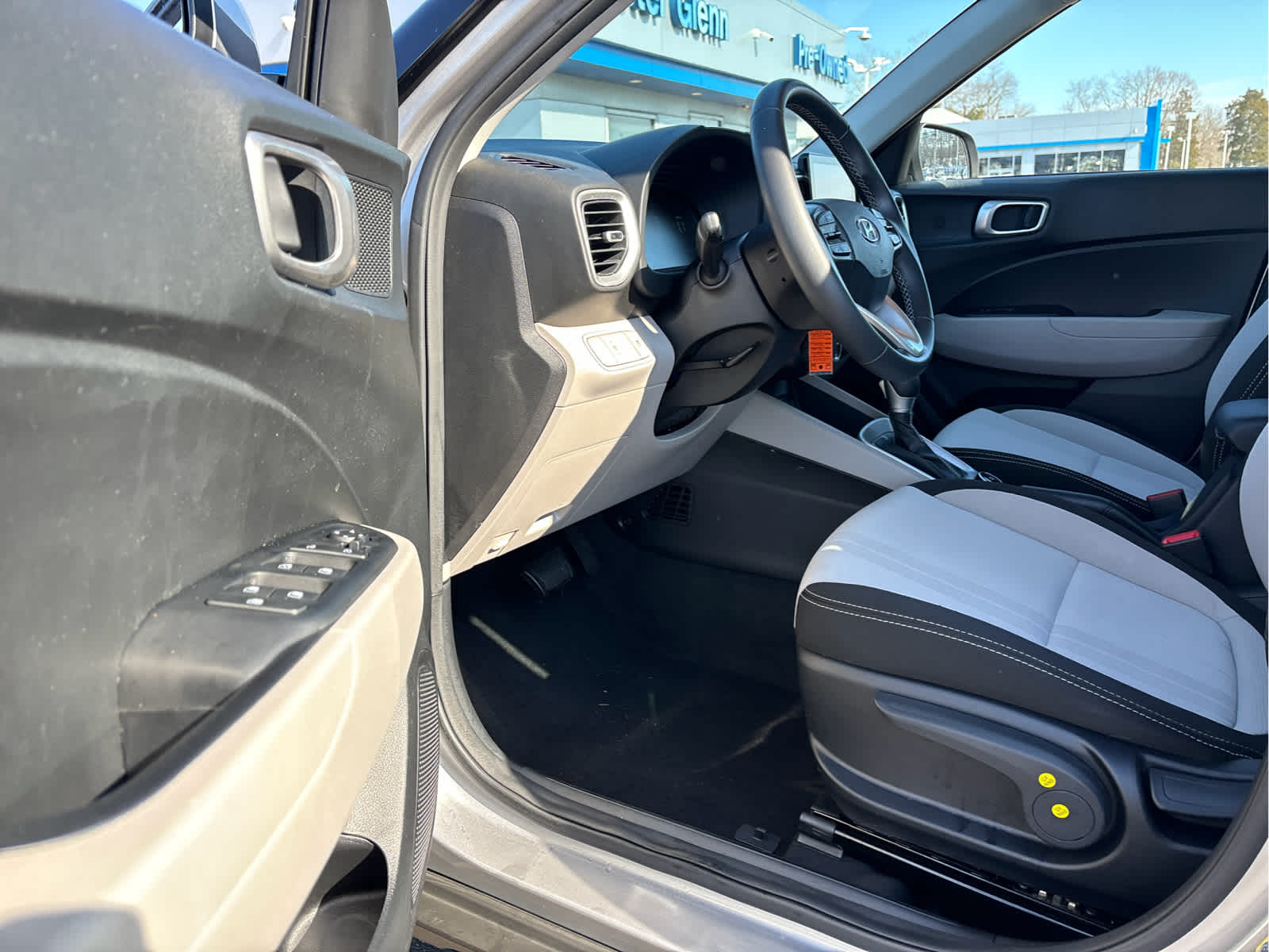 2023 Hyundai Venue SEL