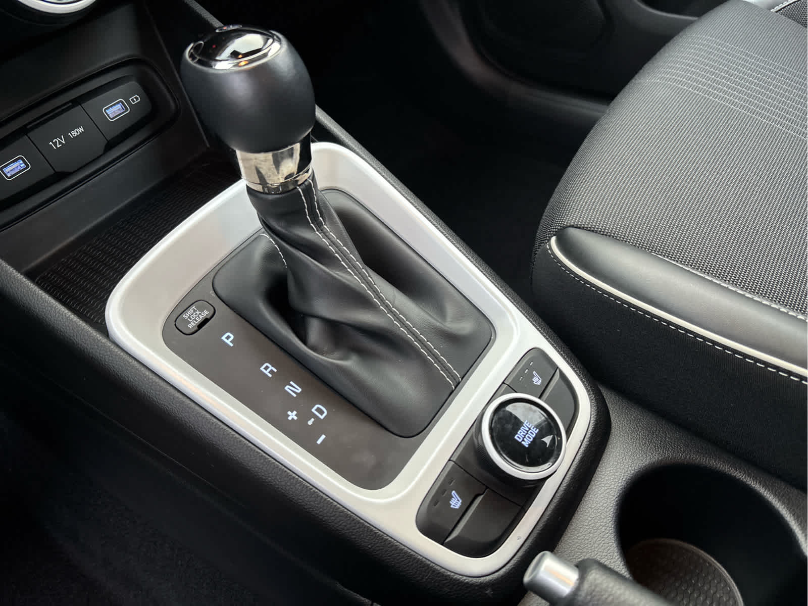 2022 Hyundai Venue Limited