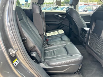 2019 Audi Q7 Premium Plus