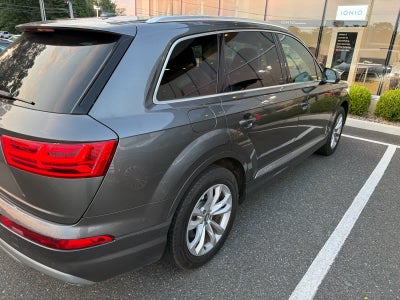 2019 Audi Q7 Premium Plus