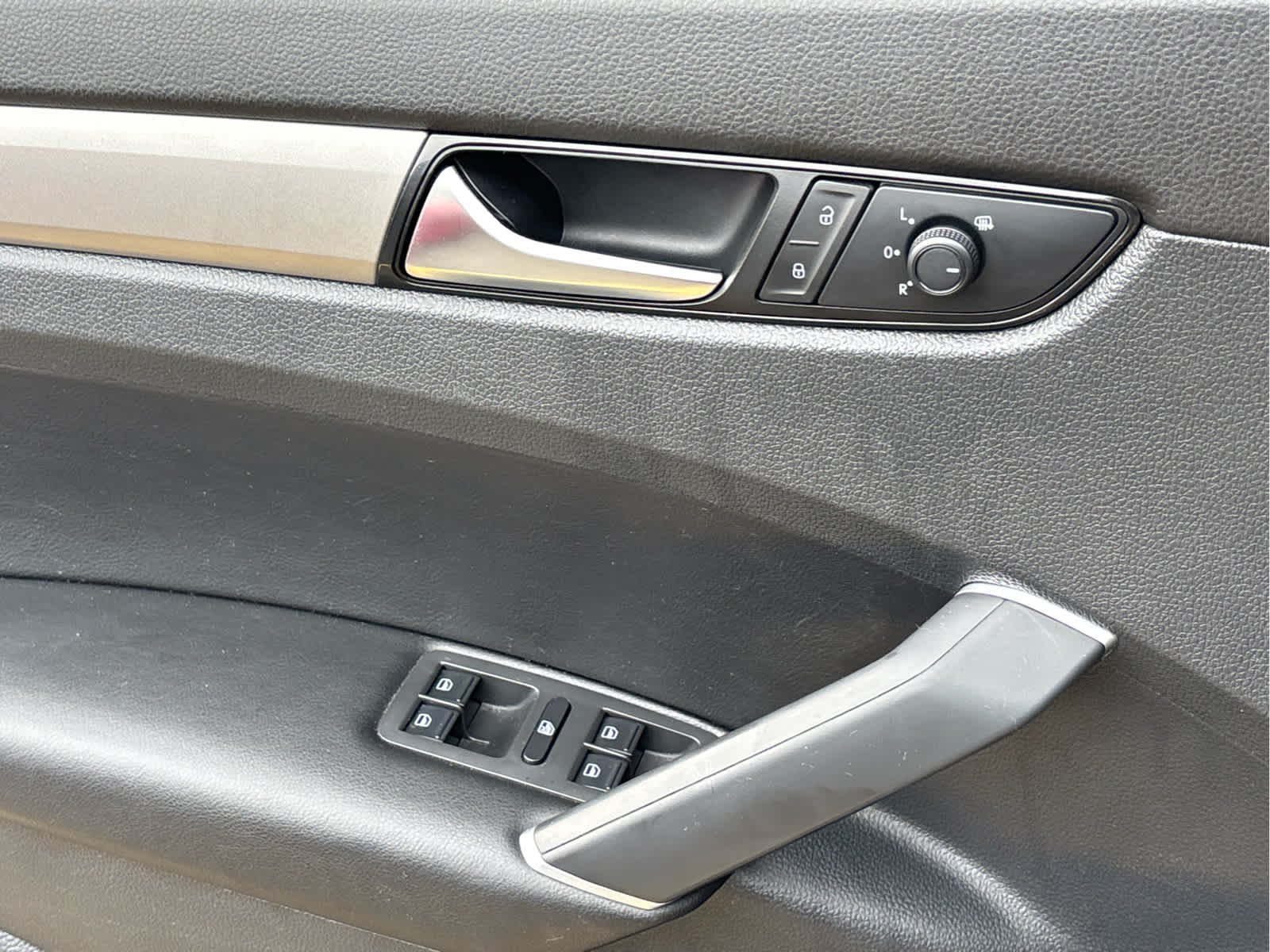 2021 Volkswagen Passat 2.0T SE