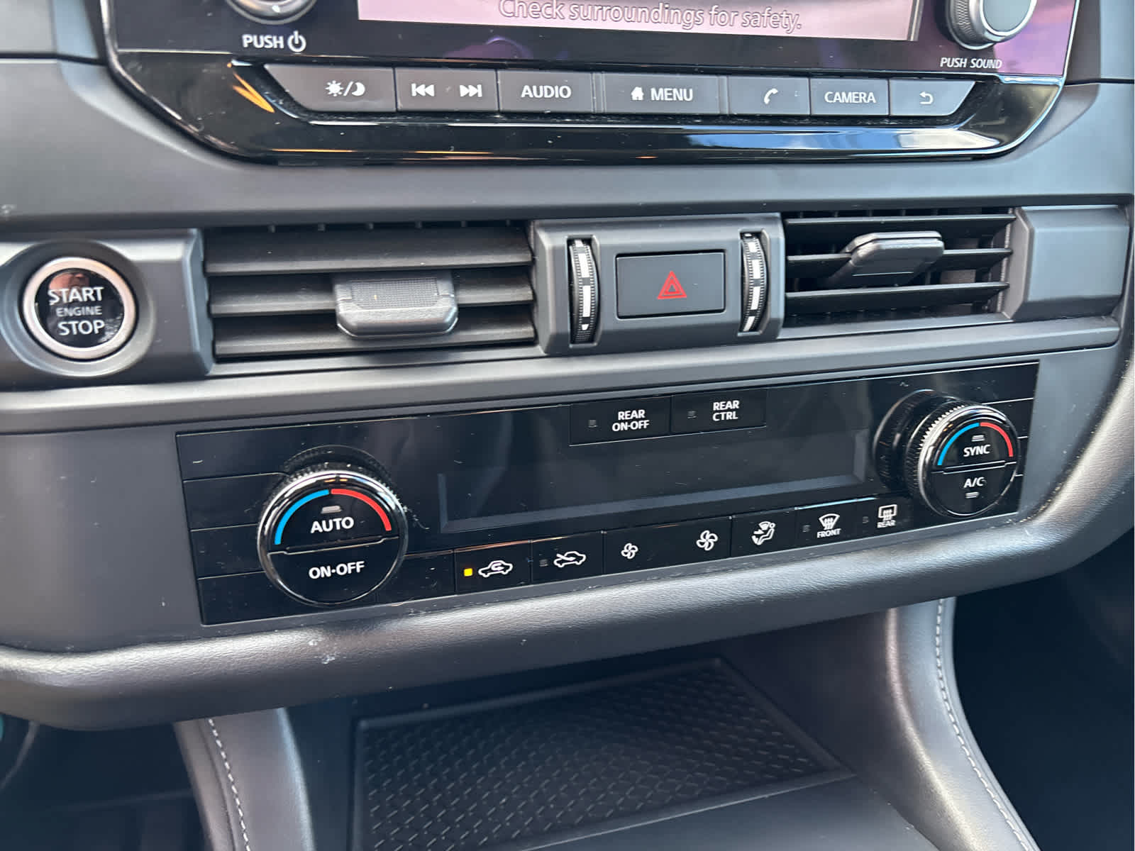 2023 Nissan Pathfinder S