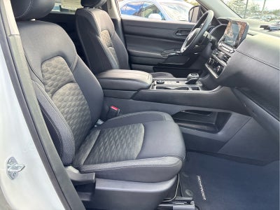 2023 Nissan Pathfinder S