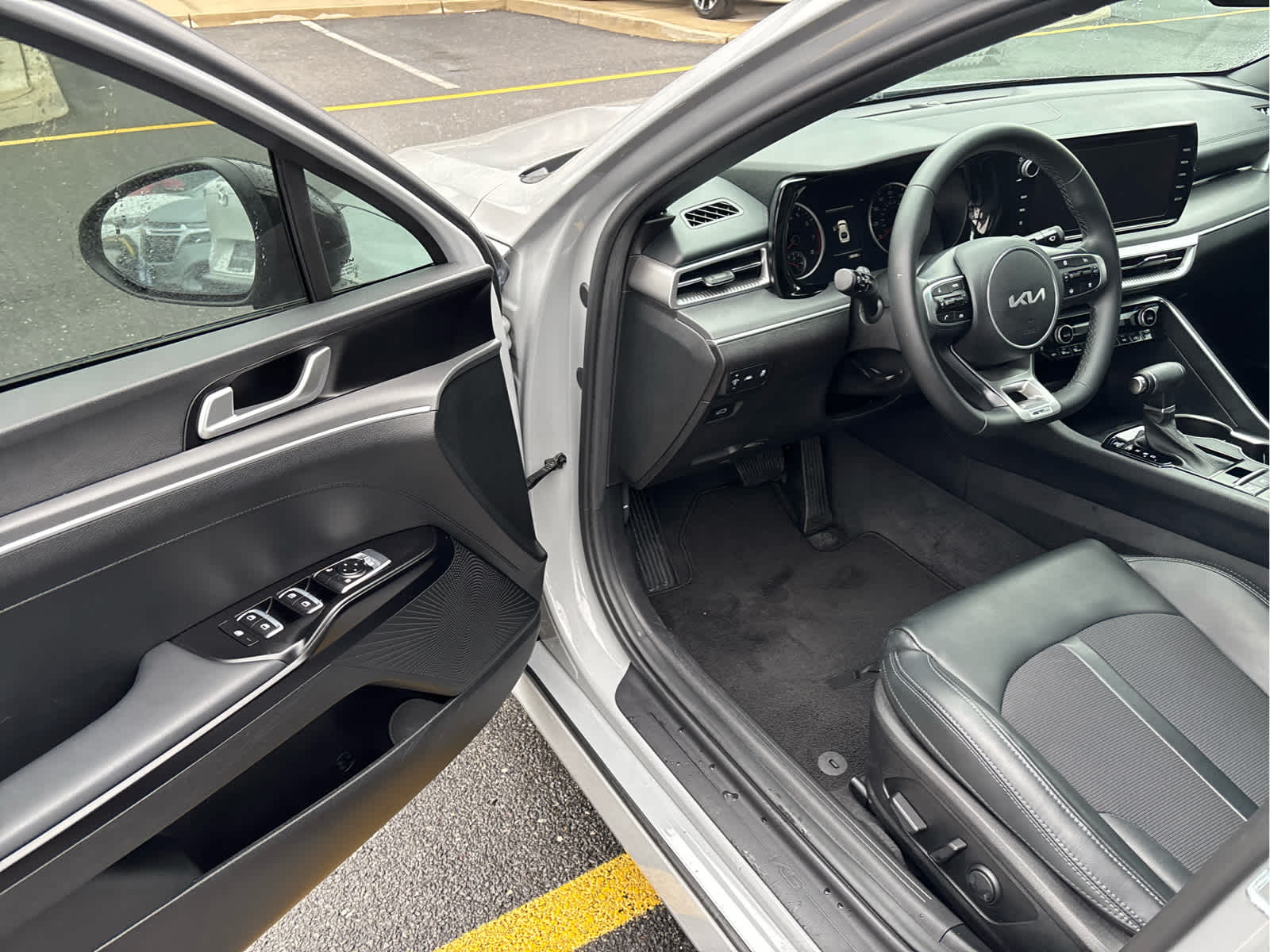 2024 Kia K5 GT-Line