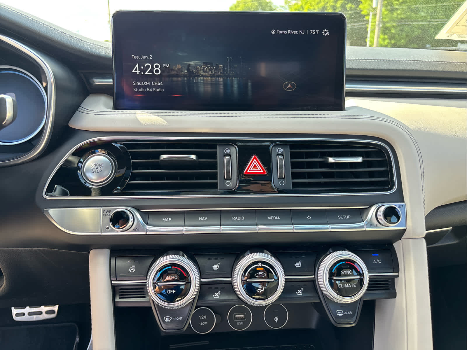 2023 Genesis G70 3.3T