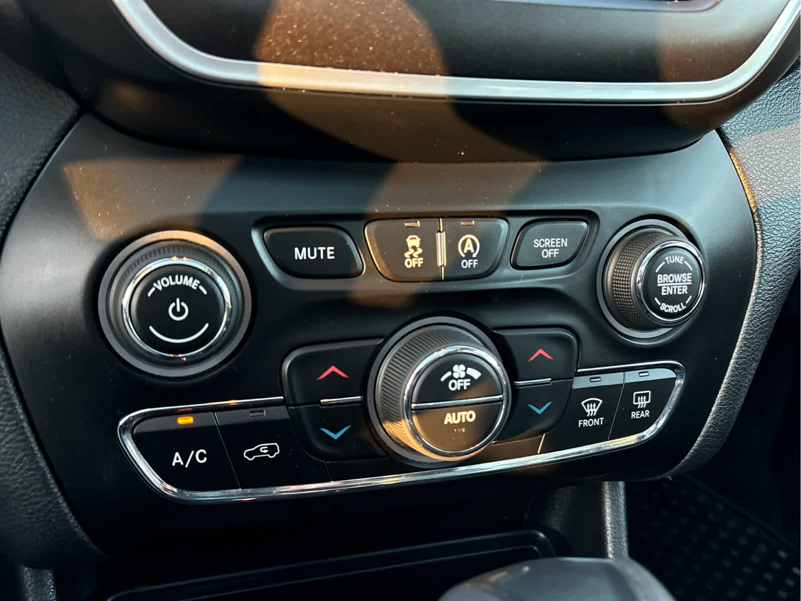 2019 Jeep Cherokee Trailhawk Elite