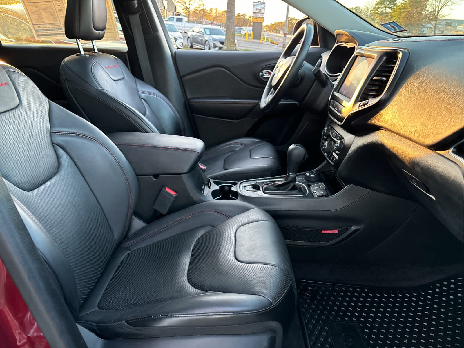 2019 Jeep Cherokee Trailhawk Elite