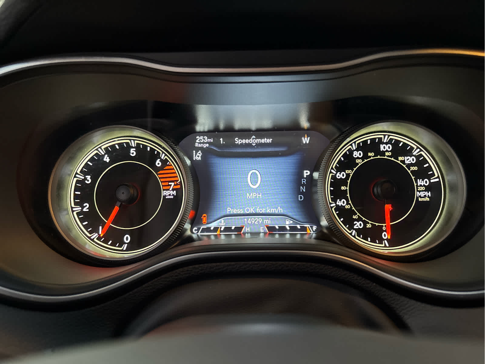 2023 Jeep Cherokee Altitude Lux