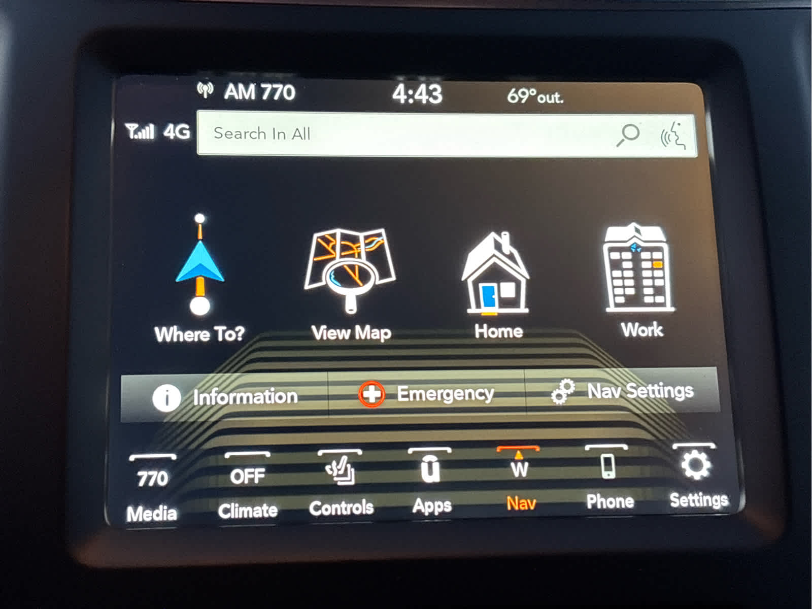 2023 Jeep Cherokee Altitude Lux