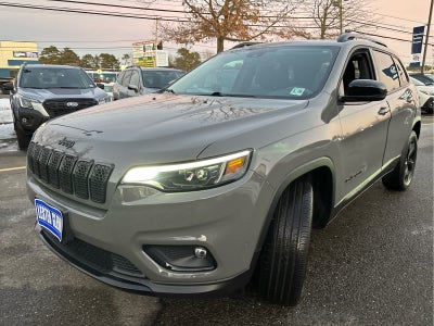 2023 Jeep Cherokee Altitude Lux