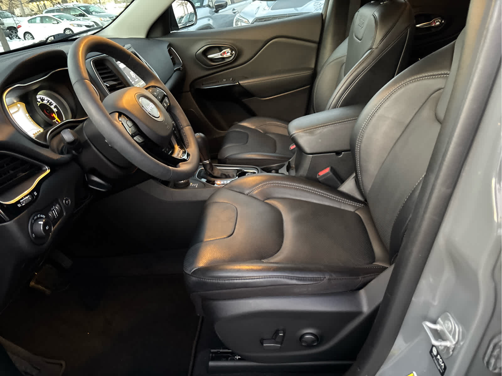 2023 Jeep Cherokee Altitude Lux