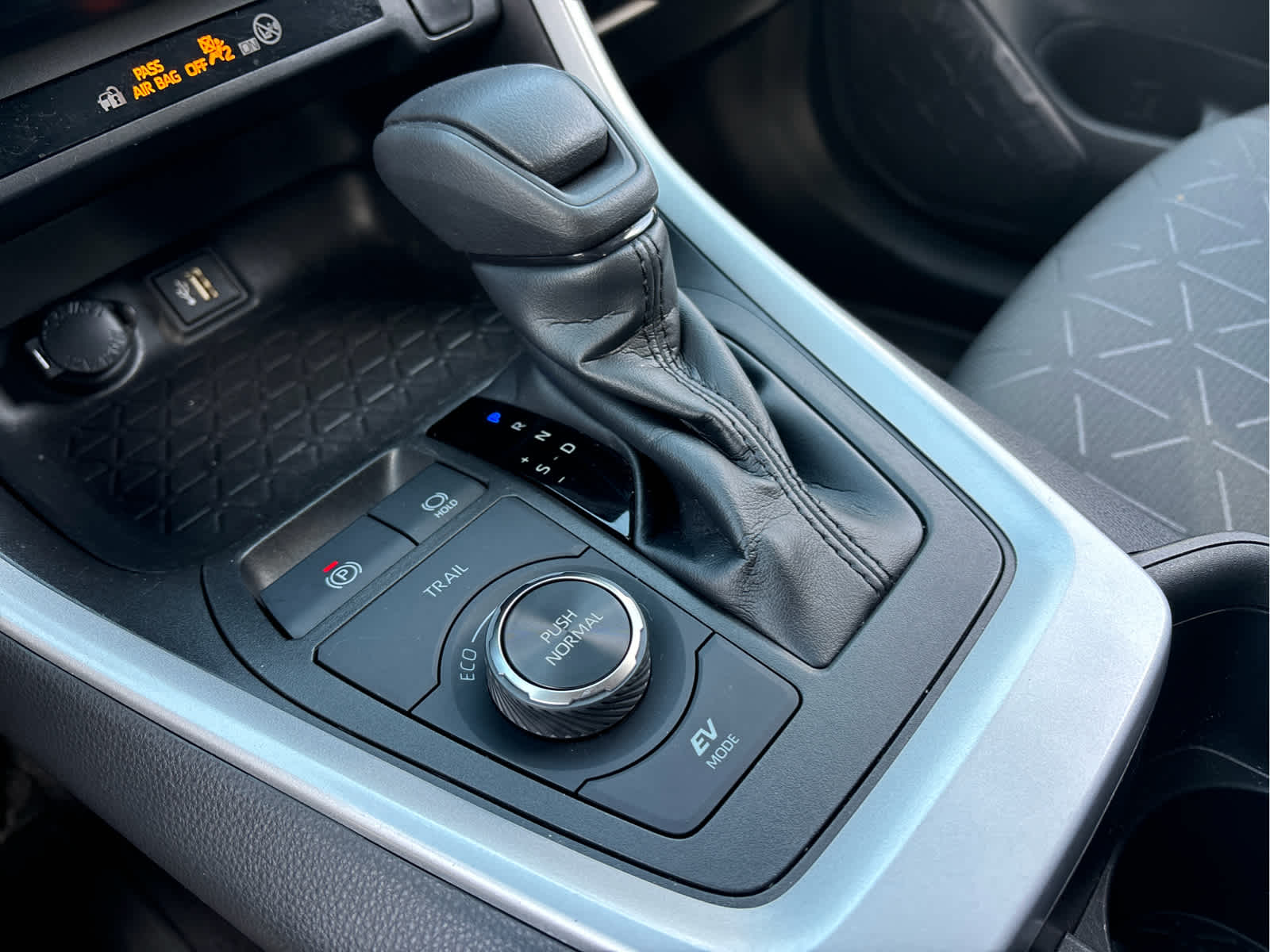 2023 Toyota RAV4 Hybrid Woodland