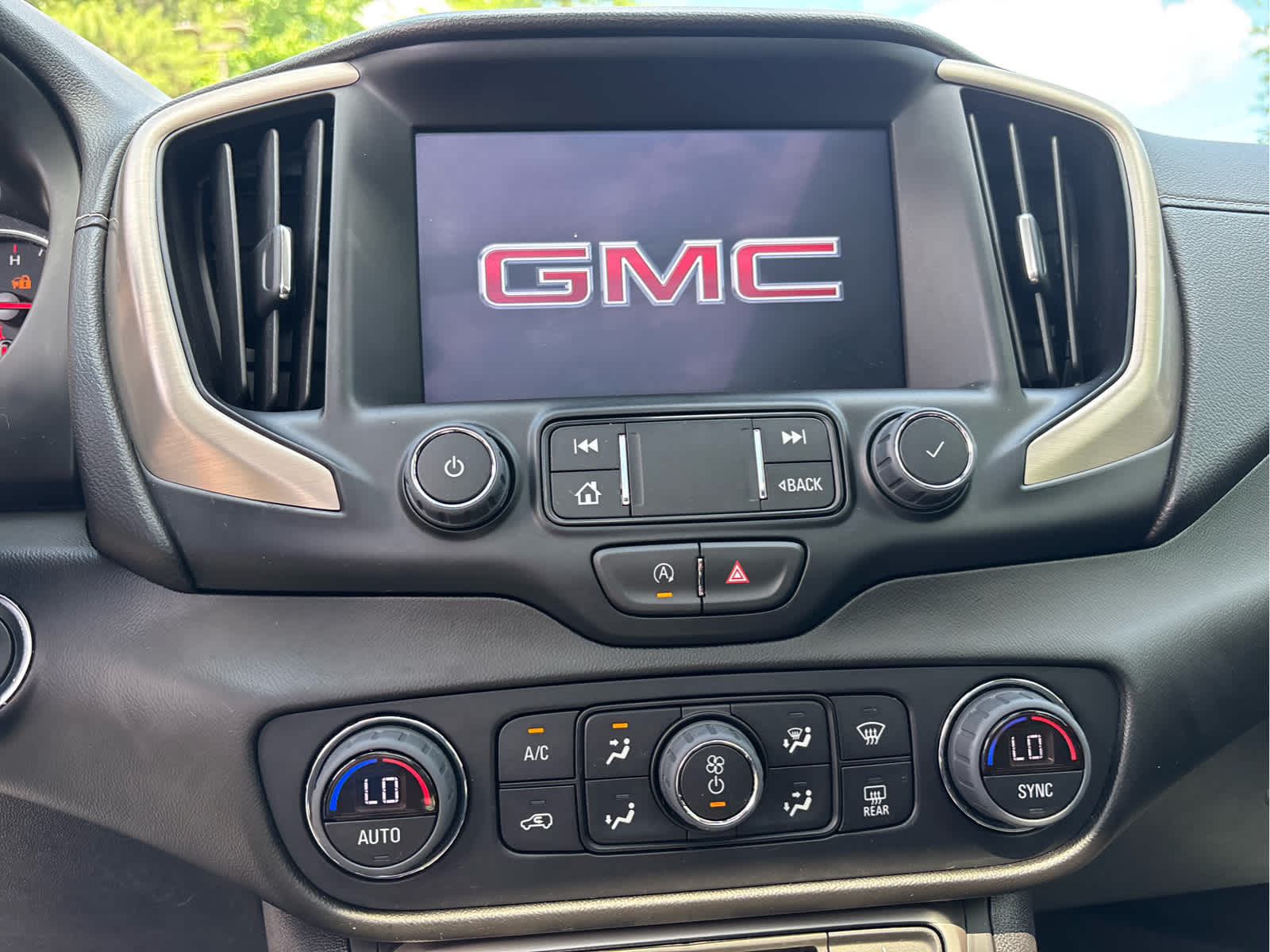 2022 GMC Terrain Denali